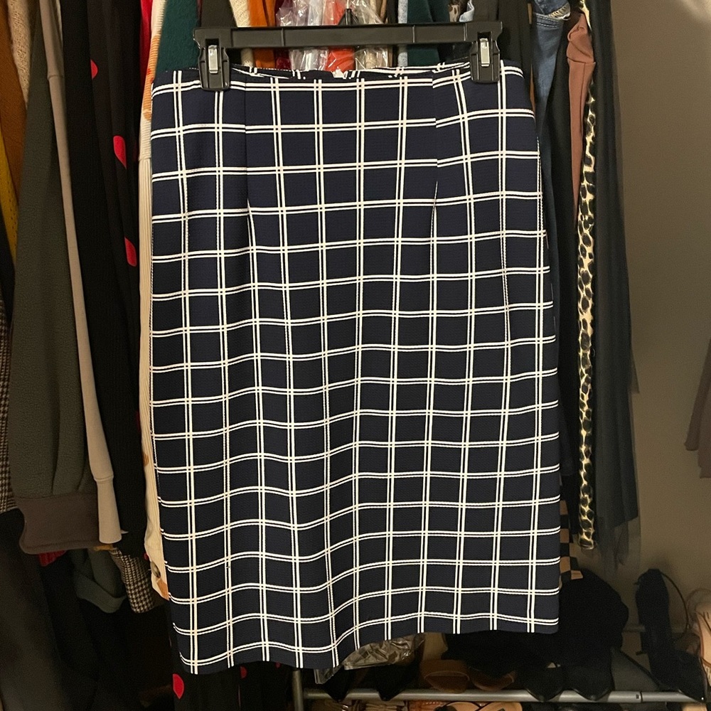 Dainty Jewell’s Navy & White Grid Pencil Skirt